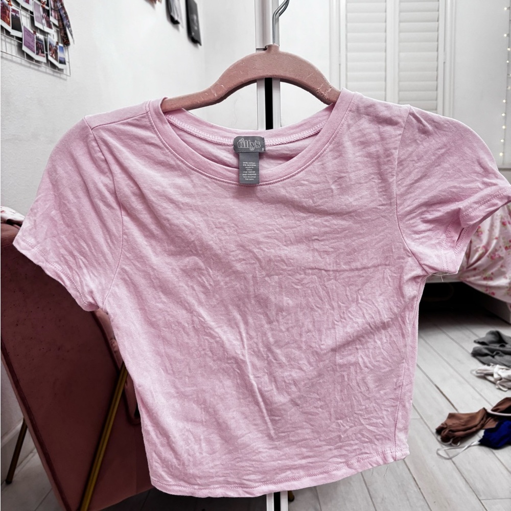 pink tilly’s top